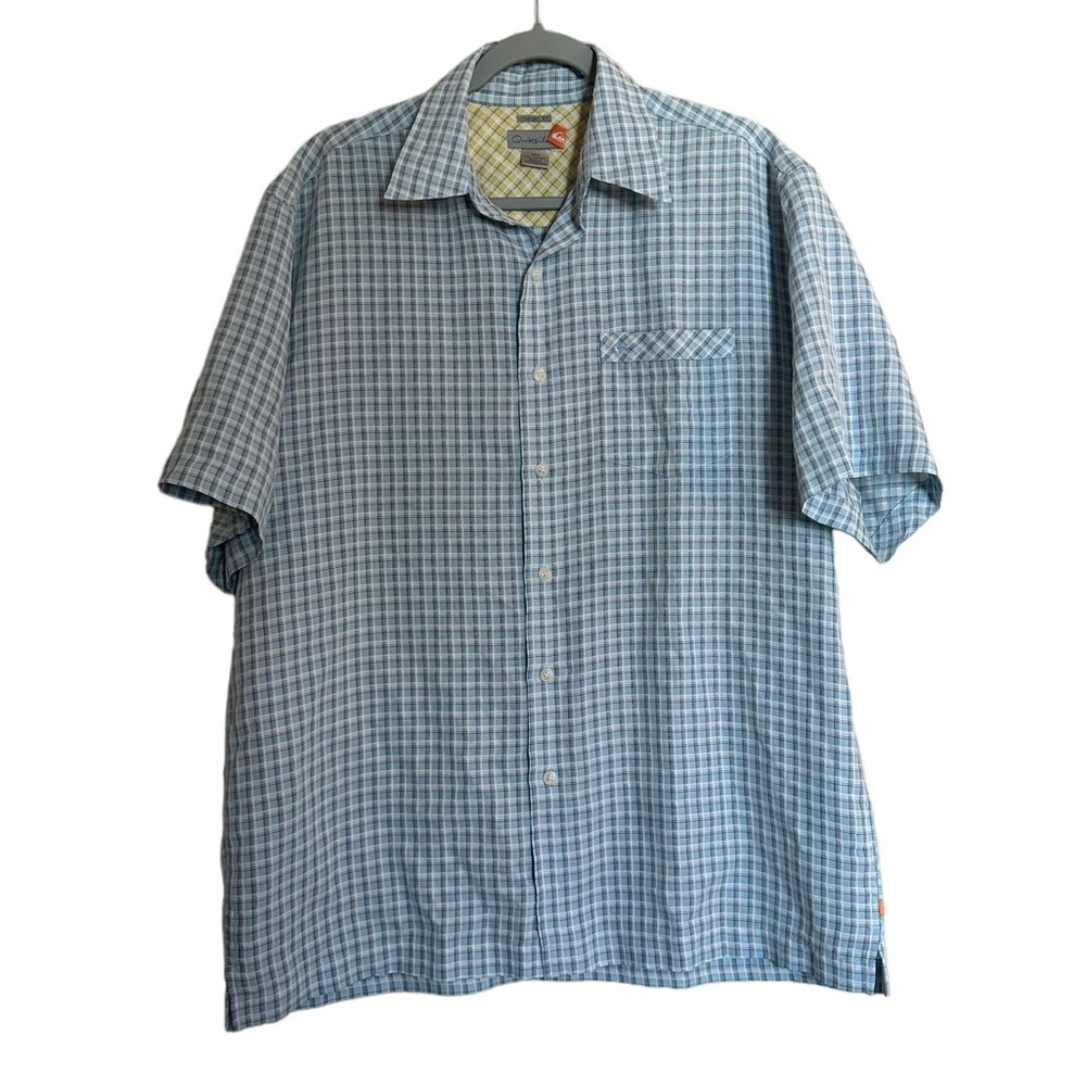 Quiksilver Comfort Fit Men's Blue and White Plaid Casual Button Down Shirt Med